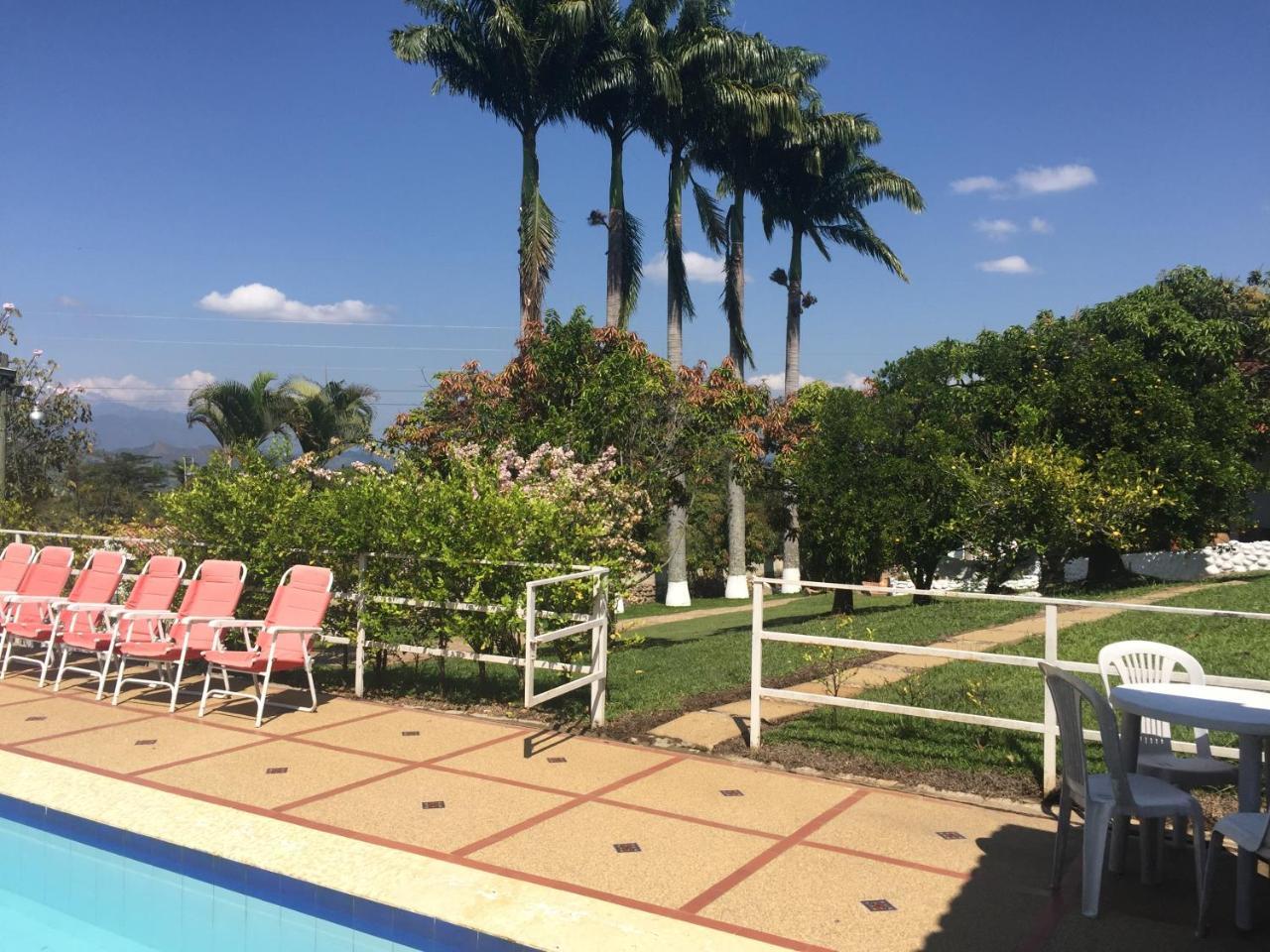 Hotel Casona Las Juanas Сан-Хосе-де-Паре Экстерьер фото
